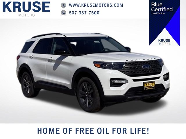 2023 Ford Explorer XLT 4WD's photo
