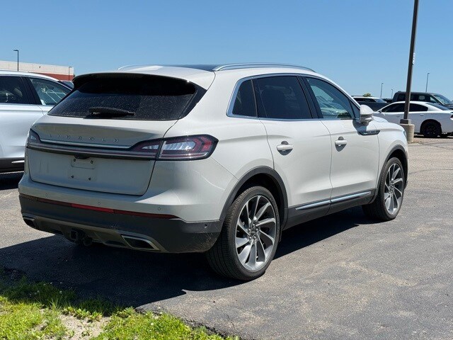 Used 2021 Lincoln Nautilus Reserve with VIN 2LMPJ8KPXMBL03568 for sale in Marshall, Minnesota