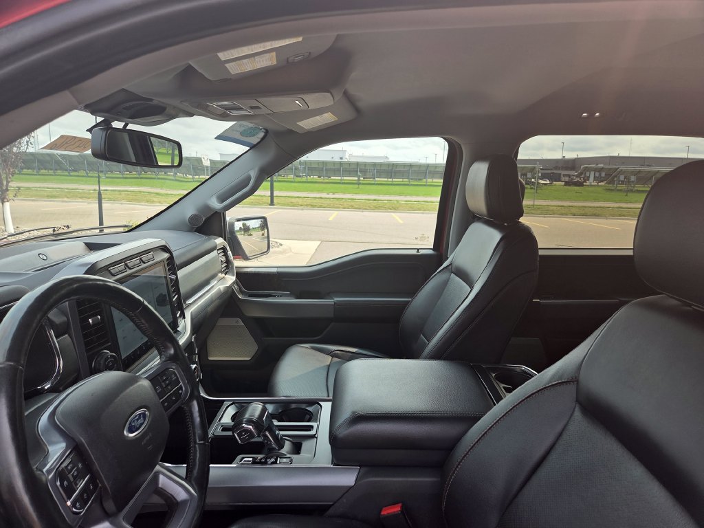 2023 Ford F-150 Lariat - Photo 13
