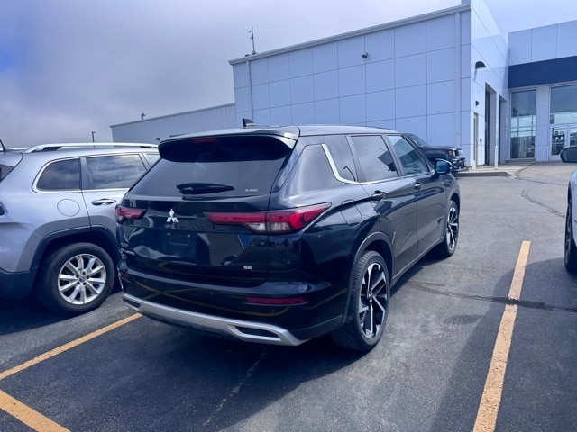 Used 2022 Mitsubishi Outlander SE with VIN JA4J4UA83NZ027520 for sale in Marshall, Minnesota