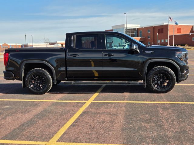 Used 2022 GMC Sierra 1500 Elevation with VIN 1GTUUCED3NZ586733 for sale in Marshall, Minnesota