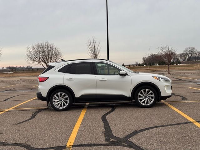 Used 2022 Ford Escape Titanium with VIN 1FMCU9J94NUB47727 for sale in Marshall, Minnesota