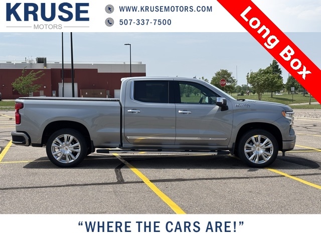 Used 2024 Chevrolet Silverado 1500 High Country with VIN 1GCUDJE84RZ200527 for sale in Marshall, Minnesota