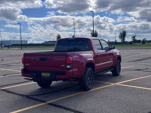 2020 Toyota Tacoma SR5 photo 3
