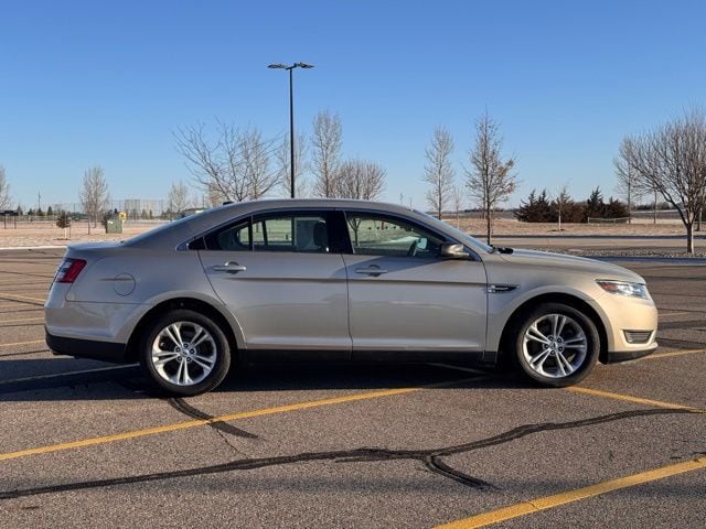 Used 2018 Ford Taurus SE with VIN 1FAHP2D86JG115744 for sale in Marshall, Minnesota