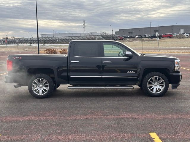 Used 2018 Chevrolet Silverado 1500 High Country with VIN 3GCUKTEC1JG412568 for sale in Marshall, Minnesota
