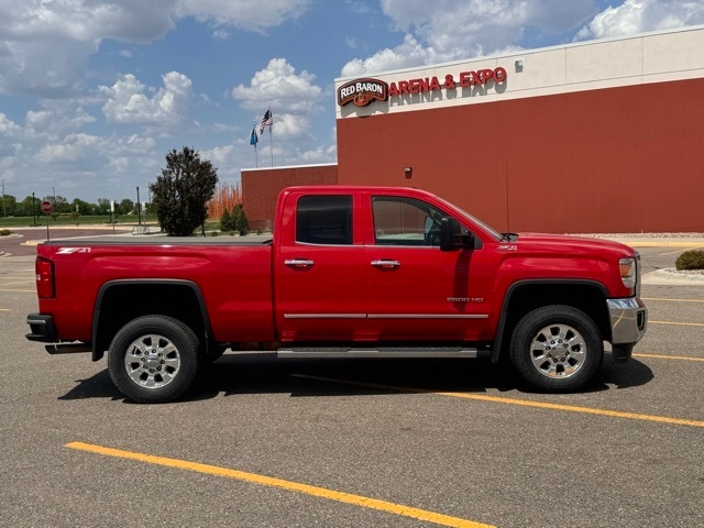Used 2015 GMC Sierra 2500HD SLT with VIN 1GT22ZEG3FZ122353 for sale in Marshall, Minnesota