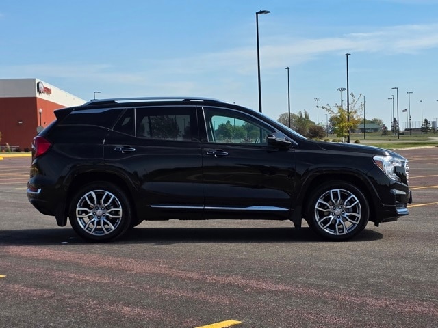 Used 2022 GMC Terrain Denali with VIN 3GKALXEV9NL260064 for sale in Marshall, Minnesota
