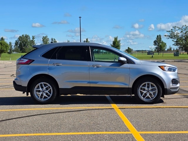 Used 2022 Ford Edge SEL with VIN 2FMPK4J93NBB09499 for sale in Marshall, Minnesota