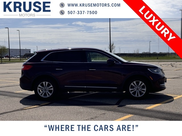 Used 2017 Lincoln MKX Reserve with VIN 2LMPJ8LR3HBL29418 for sale in Marshall, Minnesota