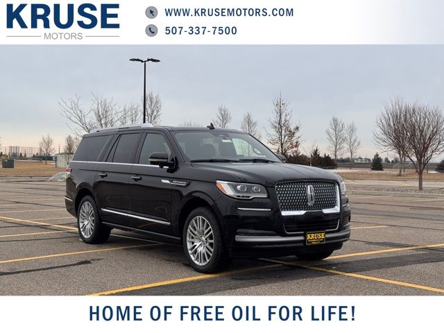2024 Lincoln Navigator Reserve L's photo