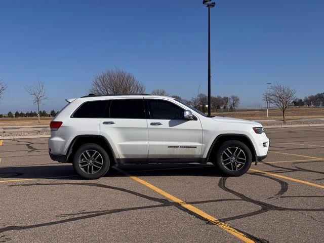 Used 2018 Jeep Grand Cherokee Limited with VIN 1C4RJFBGXJC418504 for sale in Marshall, Minnesota