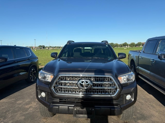 Used 2016 Toyota Tacoma TRD Off Road with VIN 3TMCZ5AN1GM001448 for sale in Marshall, Minnesota