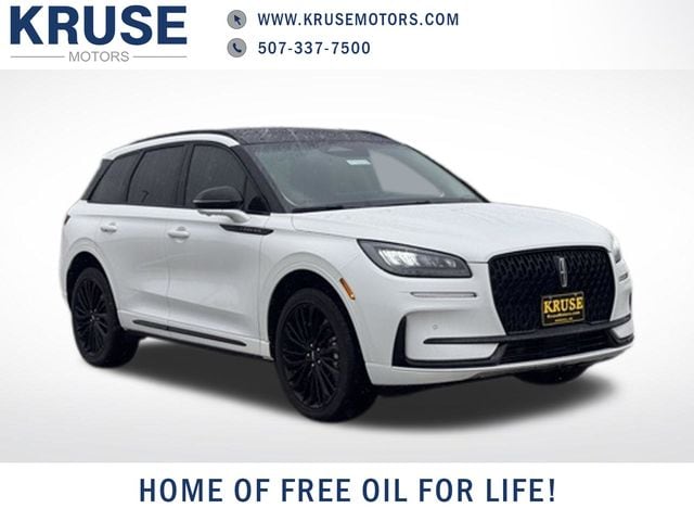 2025 Lincoln Corsair Premiere AWD's photo