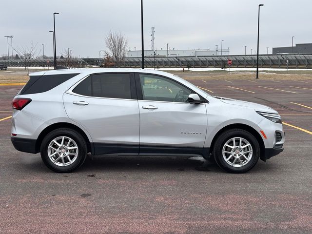 Used 2022 Chevrolet Equinox LT with VIN 3GNAXTEV6NL179281 for sale in Marshall, Minnesota
