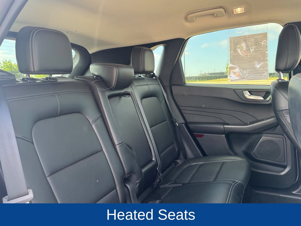 2025 Ford Escape Platinum - Photo 29