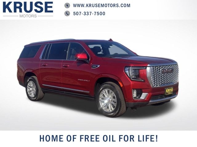 2024 GMC Yukon Denali AWD's photo