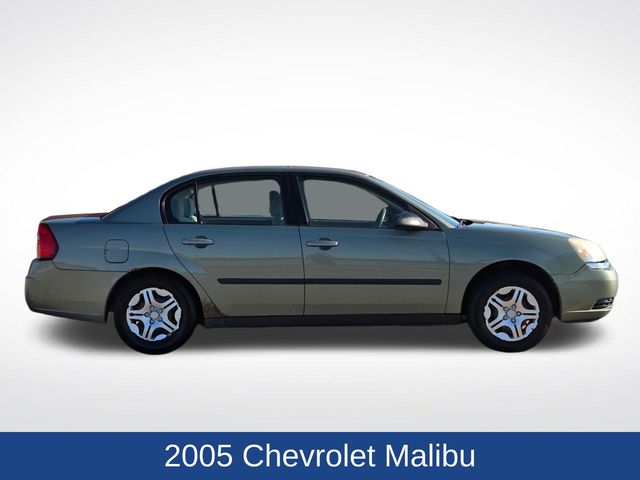 Used 2005 Chevrolet Malibu Base with VIN 1G1ZS52F15F335698 for sale in Marshall, Minnesota