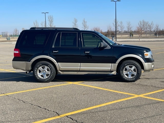 Used 2009 Ford Expedition Eddie Bauer with VIN 1FMFU18529LA08502 for sale in Marshall, Minnesota