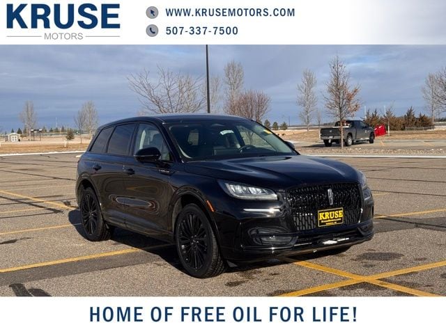 2023 Lincoln Corsair Base's photo