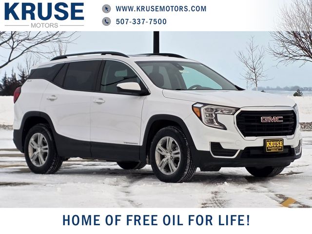 2022 GMC Terrain SLE's photo