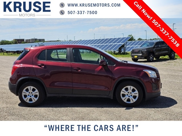 Used 2016 Chevrolet Trax LS with VIN 3GNCJKSB8GL174679 for sale in Marshall, Minnesota
