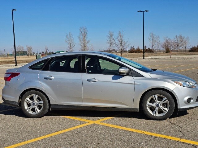 Used 2014 Ford Focus SE with VIN 1FADP3F24EL195376 for sale in Marshall, Minnesota