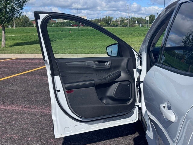 2023 Ford Escape Active photo 3