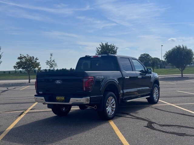 2025 Ford F-150 Lariat photo 3