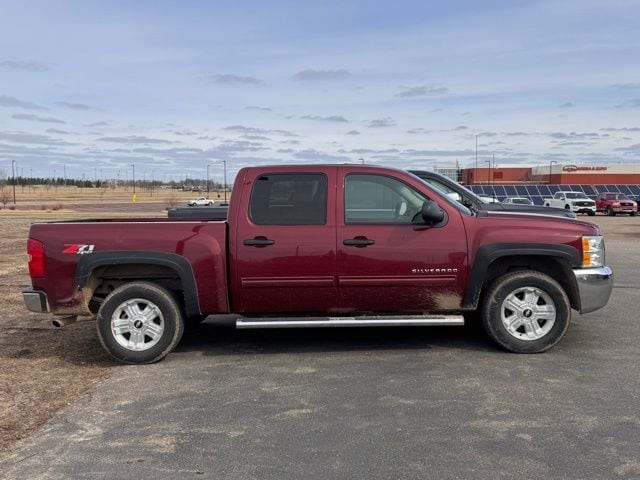 Used 2013 Chevrolet Silverado 1500 LT with VIN 3GCPKSE77DG280981 for sale in Marshall, Minnesota