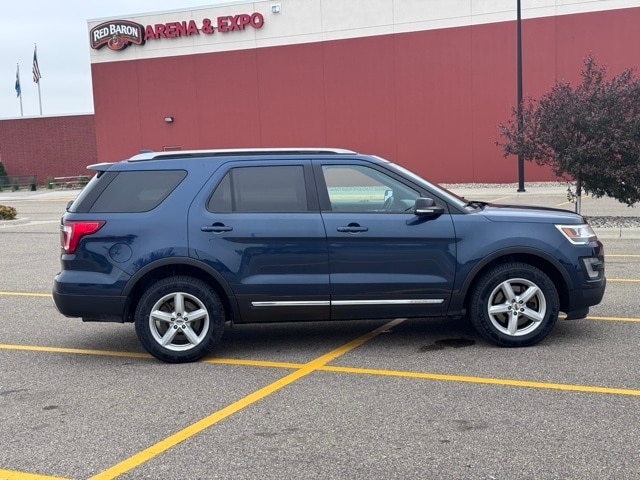Used 2017 Ford Explorer XLT with VIN 1FM5K8D86HGD94326 for sale in Marshall, Minnesota