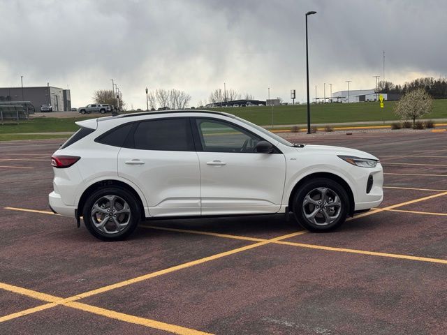 Used 2024 Ford Escape ST-Line with VIN 1FMCU9MN7RUB46425 for sale in Marshall, Minnesota