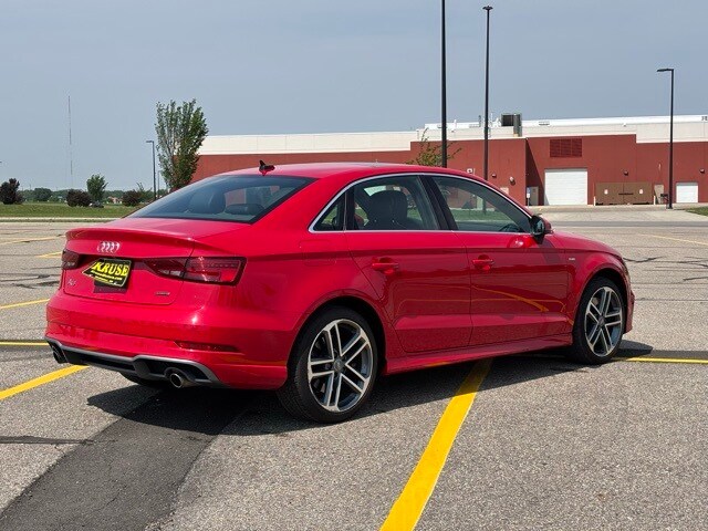 2019 Audi A3 Premium Plus TFSI Quattro photo 3