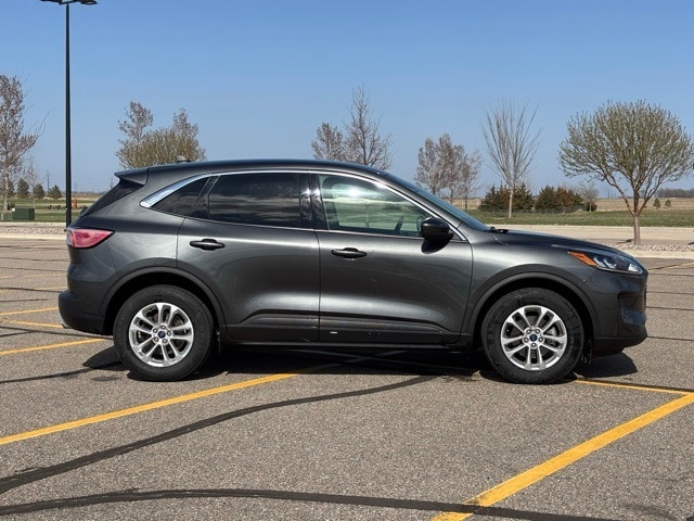 Used 2020 Ford Escape SE with VIN 1FMCU9G62LUA96903 for sale in Marshall, Minnesota