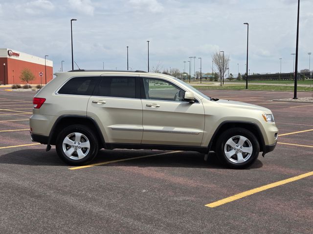 Used 2011 Jeep Grand Cherokee Laredo with VIN 1J4RR4GGXBC680671 for sale in Marshall, Minnesota