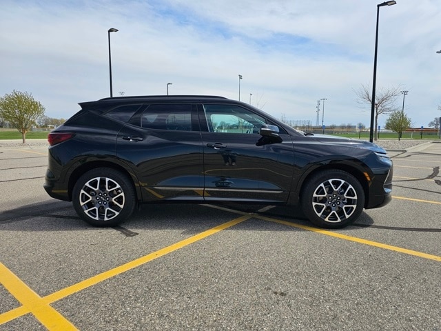 Certified 2025 Chevrolet Blazer RS with VIN 3GNKBKRS5SS107101 for sale in Marshall, Minnesota