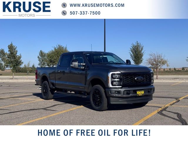 2026 Ford F-250 Super Duty Lariat's photo