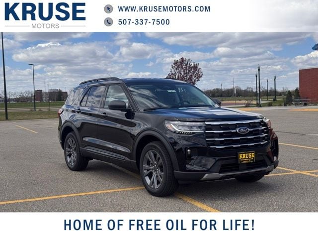 2026 Ford Explorer Active 4WD's photo