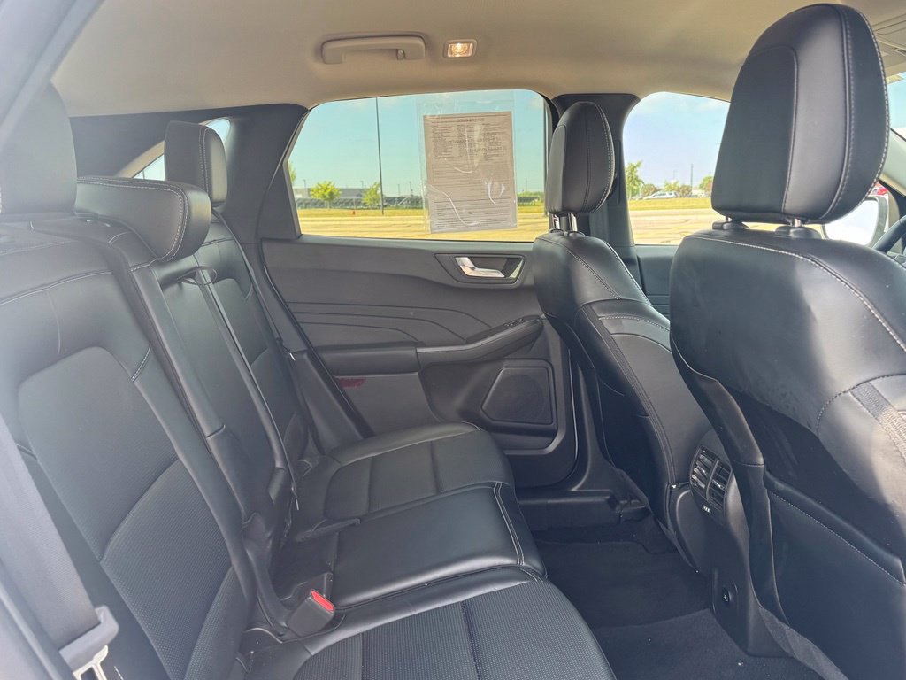 2025 Ford Escape Platinum - Photo 30