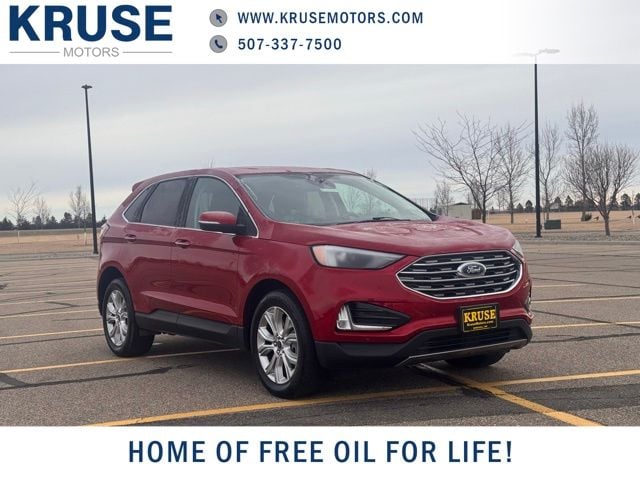 2022 Ford Edge Titanium