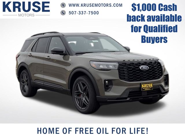 2026 Ford Explorer ST-LINE 4WD's photo