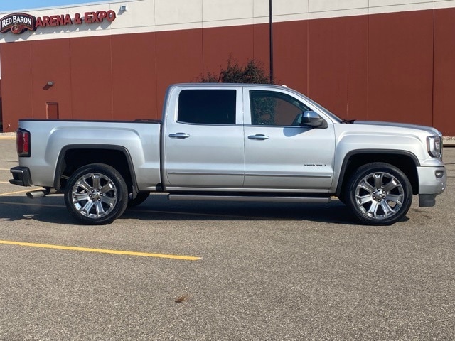 Used 2018 GMC Sierra 1500 Denali Denali with VIN 3GTU2PEJXJG616193 for sale in Marshall, MN