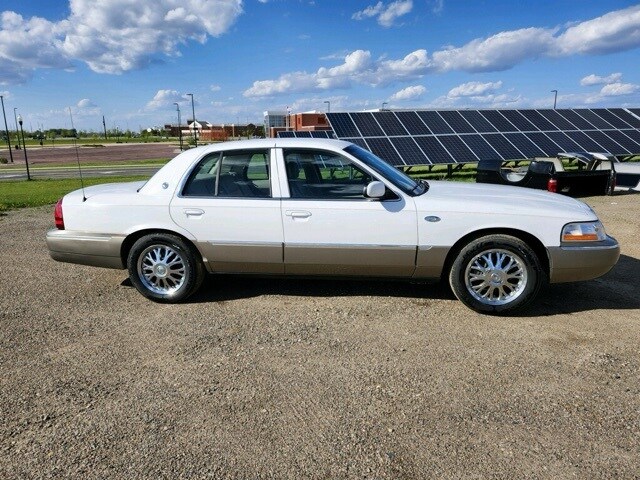 Used 2005 Mercury Grand Marquis GS with VIN 2MEFM74WX5X641170 for sale in Marshall, MN