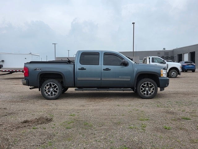 Used 2010 Chevrolet Silverado 1500 LT with VIN 3GCRKSE3XAG171075 for sale in Marshall, Minnesota