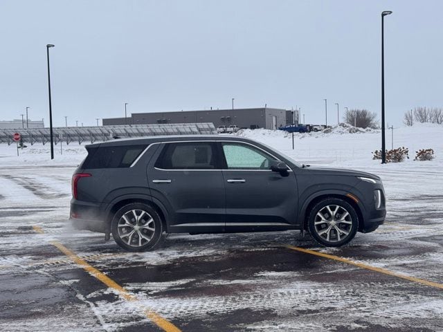 Used 2022 Hyundai Palisade Limited with VIN KM8R5DHE9NU391287 for sale in Marshall, Minnesota