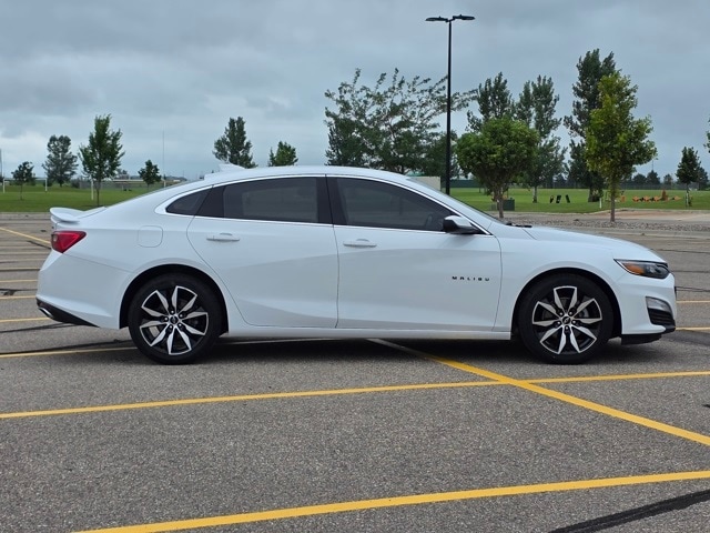 Used 2021 Chevrolet Malibu RS with VIN 1G1ZG5ST0MF040386 for sale in Marshall, Minnesota