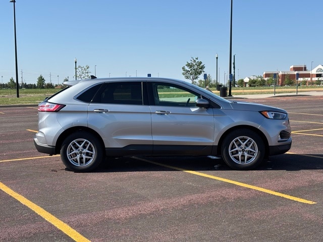 Used 2024 Ford Edge SEL with VIN 2FMPK4J91RBA88321 for sale in Marshall, MN