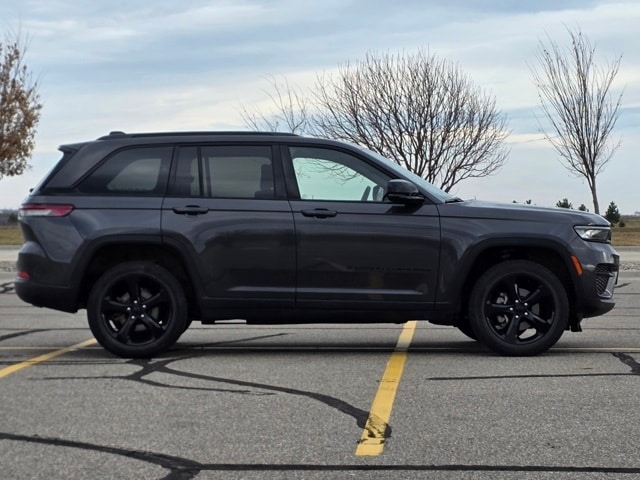 Used 2023 Jeep Grand Cherokee Altitude with VIN 1C4RJHAG1PC551562 for sale in Marshall, Minnesota