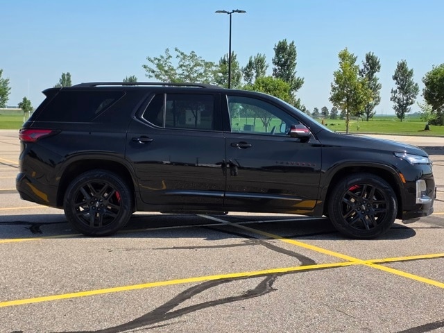 Used 2022 Chevrolet Traverse Premier with VIN 1GNEVKKW7NJ187640 for sale in Marshall, Minnesota