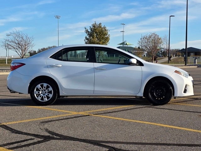 Used 2016 Toyota Corolla S with VIN 5YFBURHE2GP378726 for sale in Marshall, Minnesota